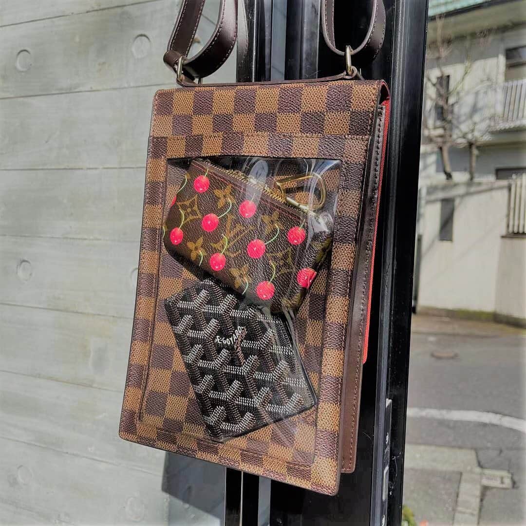 Vintage Brand Boutique AMOREさんのインスタグラム写真 - (Vintage Brand Boutique AMOREInstagram)「Louis Vuitton portobello Damier   Website search for AO28919  ✈️Free Shipping Worldwide  📩DM for more info and pricing ➡️info@amorevintagetokyo.com   #amore #amoregentleman #portobello #vintagelv」1月27日 14時56分 - amore_tokyo