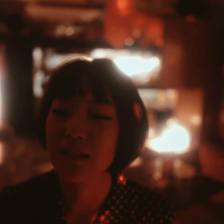 チョンギゴのインスタグラム：「내일 저녁 6시 오랜만의 신곡! #junggigo_gravity」