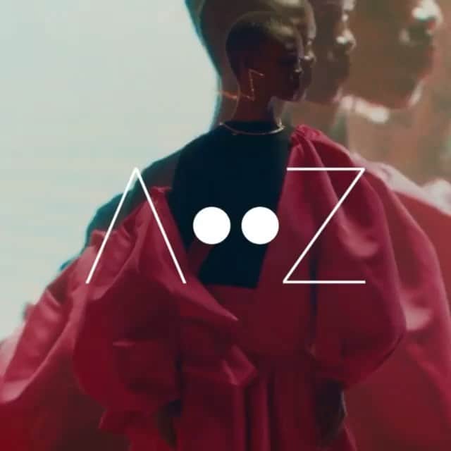 アンナ・デッロ・ルッソのインスタグラム：「AZ FACTORY by @alberelbaz8 ❤️❤️❤️ IS HERE! 👏👏👏 We believe in smart fashion that cares. We design beautiful, purposeful, solutions-driven fashion that works for everyone. Watch the SHOW FASHION and shop our first product stories now at azfactory.com. #repost  @azfactory @AlberElbaz8」