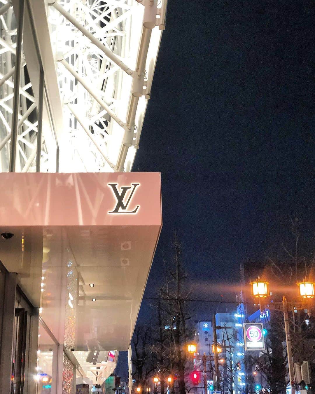 都築青空のグルメインスタ