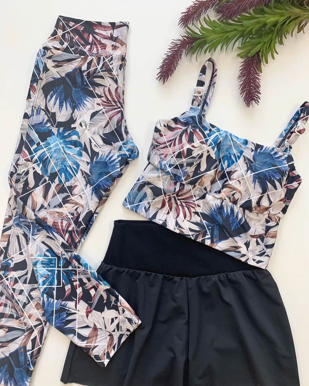 PEAK &PINEのインスタグラム