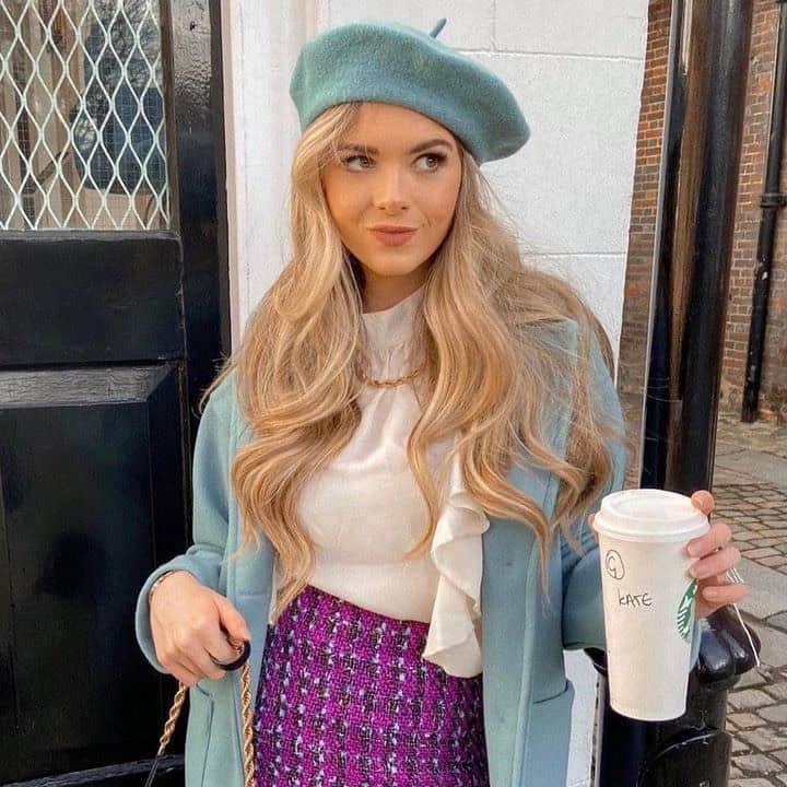 アクセサライズのインスタグラム：「We call these looks "Emily in Paris, season 2 can't come soon enough!"   📸: @ultrasophisticate 📸: @indre.londoner  Tap the link in our bio to shop #Accessorize #Accessorizer」