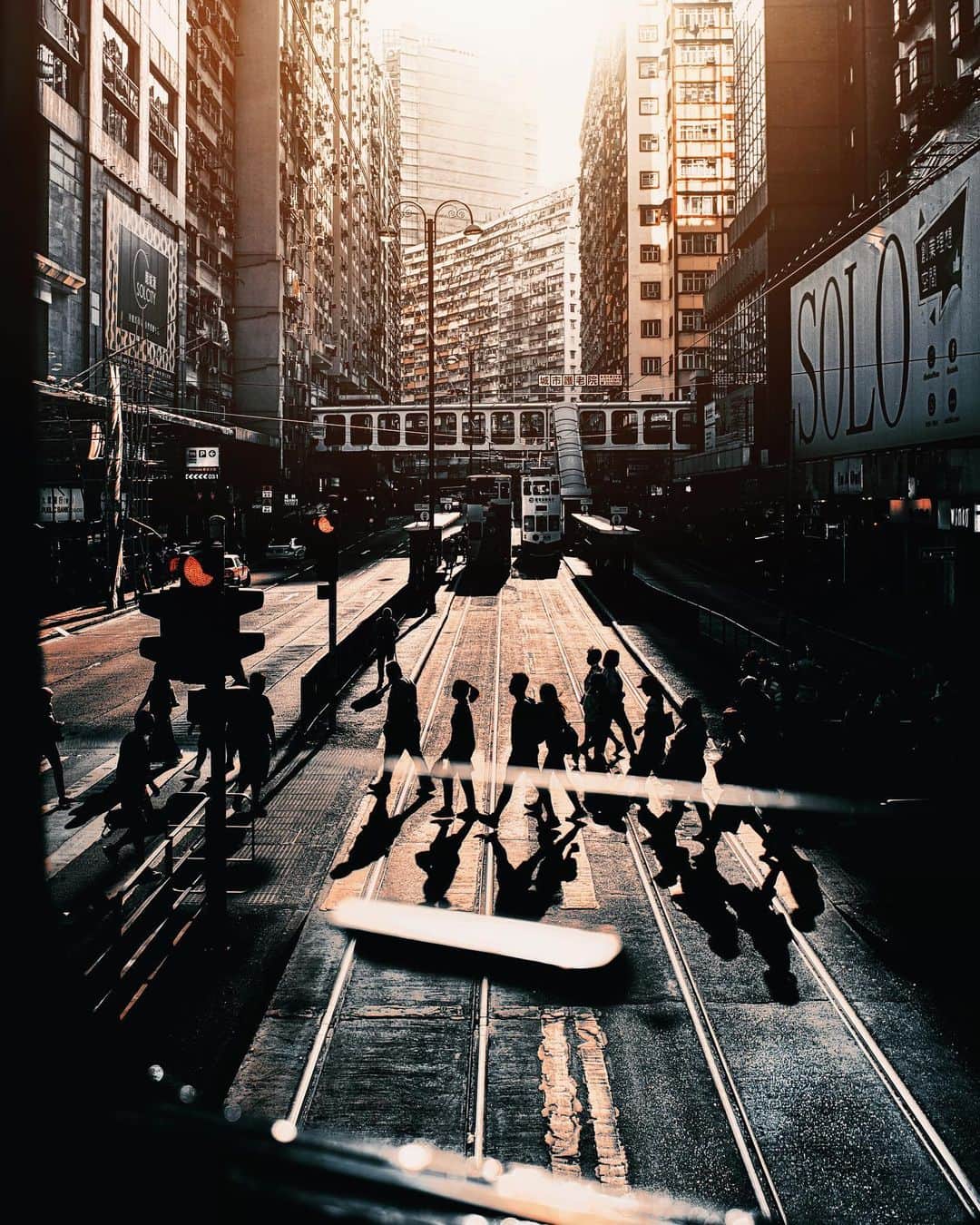 HAYAMI HANNAH ハナさん ど田舎さんのインスタグラム写真 - (HAYAMI HANNAH ハナさん ど田舎Instagram)「. One day 🇭🇰 from @hktramways ‘ window.  Have a nice time.   Re-Edited  ——————  #hayamihannah  #DiscoverHongKong  #Picsofhk #香港 #instameethk⁠ #awesomehongkong  #hongkongphotography⁠ #unlimitedhongkong  #exploringhongkong⁠ #hongkongstreets  #hongkongnight  #hongkong  #hongkonglifestyle #hongkongstreetphotography⁠ #visualhongkong  #reframinghk  #Hongkongliving #StreetMobs #moodygrams⁠  #Adorama #Way2ill #yourshotphotographer  #localiiz  #thestreetpr0ject #TimeOutHK #capitalshooters  #DarkMobs  #ZolimaHongKong  #New_UrbanStreet #prime_optiqx」1月27日 17時59分 - hayamihannah