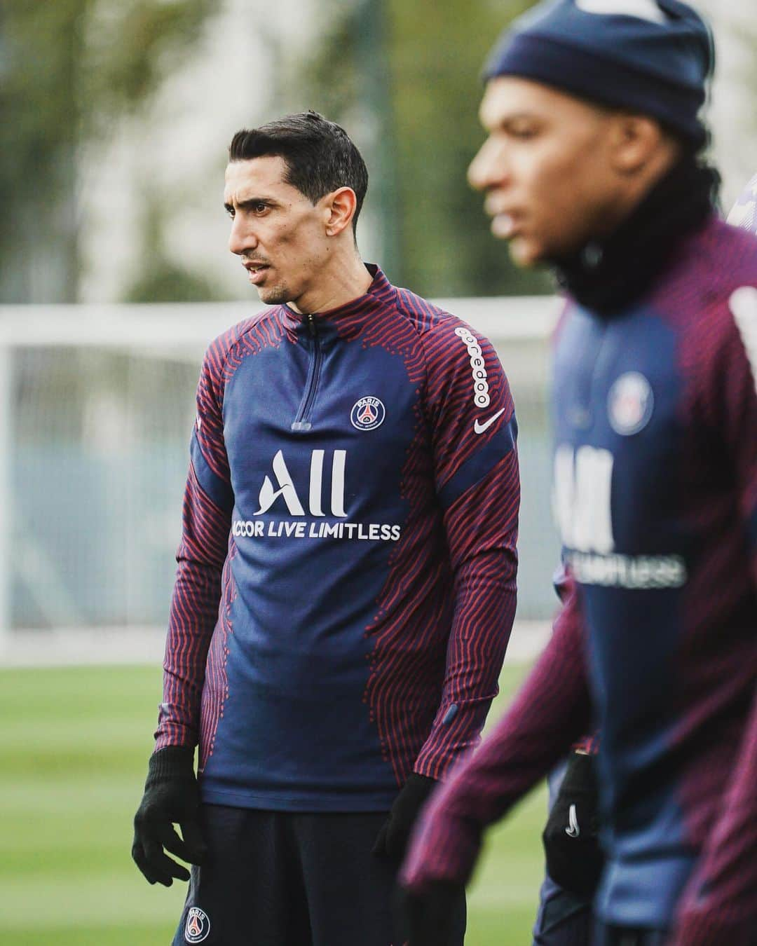 パリ・サンジェルマンFCさんのインスタグラム写真 - (パリ・サンジェルマンFCInstagram)「👀🔜 Lorient . 😉 @angeldimariajm . #ICICESTPARIS #AllezParis #PSG #Paris #Football #FCLPSG #DiMaria #PSGtraining」1月27日 18時32分 - psg