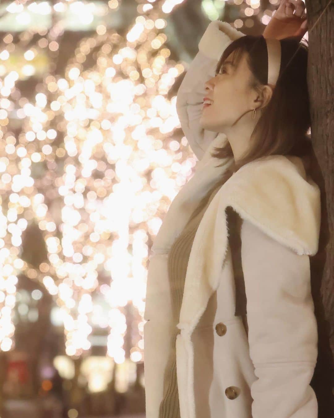 及川愛未のインスタグラム：「#shooting #撮影 #リクエスト撮影 #撮影会 #イルミネーション #夜景 #lighting #商用撮影 #写真展 #レタッチ無し #宣材写真 #プロカメラマン #丸ノ内 #サロンモデル #ブライダル #ウェディングモデル #ブライダルモデル　 #ポートレートしま専科  #ポートレート  #photography  #写真  #写真好きな人と繋がりたい  #写真撮るの好き人と繋がりたい  #portraitmodel #portrait  #東京カメラ部  #カメラマン募集  #ファインダー #ファインダー越しの私の世界  #followme ‪ ‬」