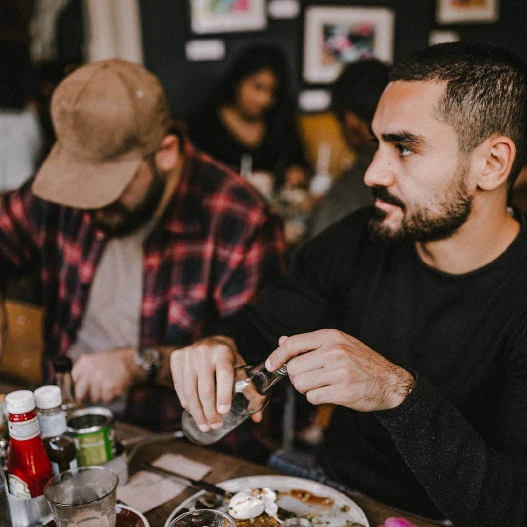 イルカイ・ギュンドアンさんのインスタグラム写真 - (イルカイ・ギュンドアンInstagram)「Charity for Manchester 💙 I love spending time in all the varied restaurants and cafes across Manchester, but as you may all know the gastronomy is in a very difficult situation due to the lockdown right now. ☕ Let's help them as much as possible - therefore I will start a charity campaign that will run until the end of the season. Bid for very special prizes like a personal and virtual Meet & Greet with me or signed matchworn shirts from special games this season. Many more to come. The proceeds will be donated to restaurants and cafes in my second home - Manchester. Link in Bio for more info! Good luck!」1月28日 4時16分 - ilkayguendogan