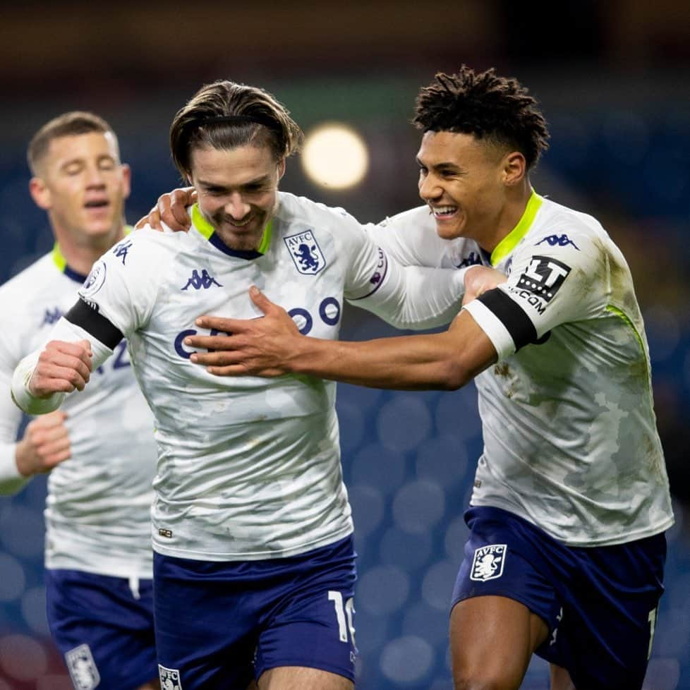 アストン・ヴィラFCさんのインスタグラム写真 - (アストン・ヴィラFCInstagram)「Another goal for @JackGrealish! 🔥 It’s Burnley 2-2 Aston Villa with 15 minutes remaining at Turf Moor. 😬 #BURAVL #AVFC」1月28日 4時34分 - avfcofficial