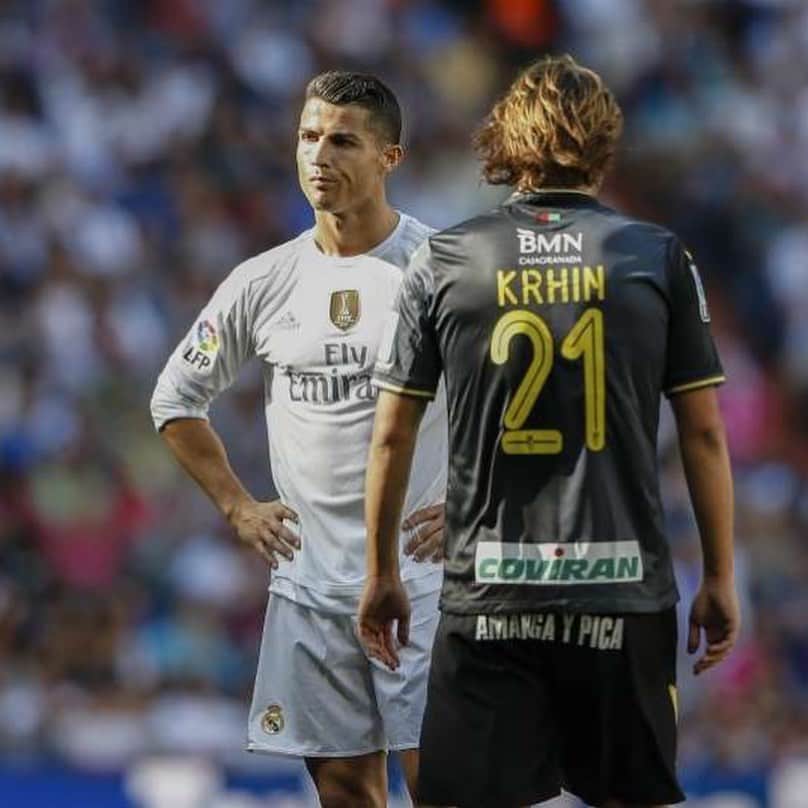 レネ・クルヒンのインスタグラム：「Can’ t wait to be back and fight for more memories like this...⏳ @nzs_si @inter @officialbolognafc @cordobacf_oficial @granadacf @fcnantes」