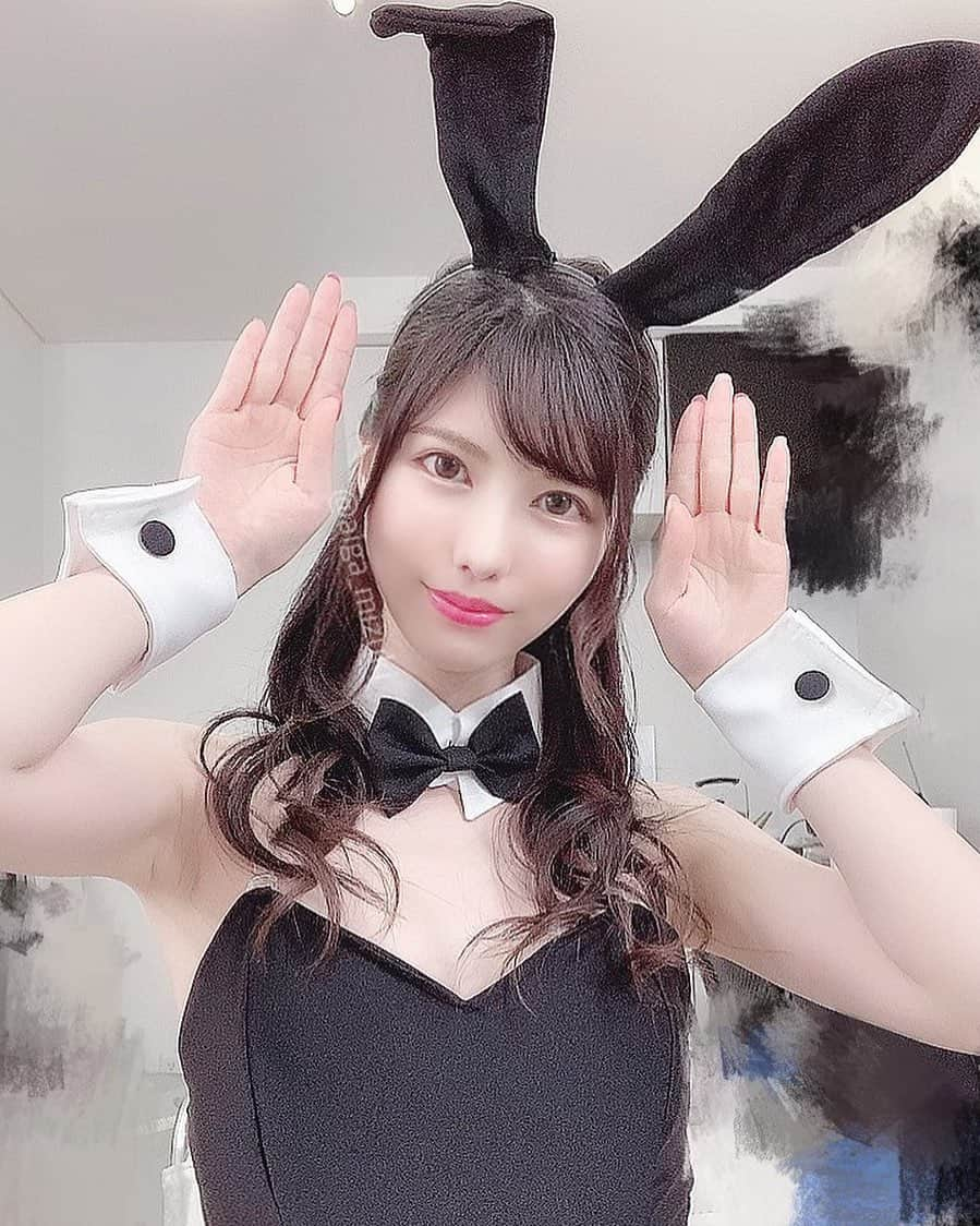 藍芽みずきさんのインスタグラム写真 - (藍芽みずきInstagram)「ぴょんぴょん🐇 #バニーガール」1月27日 21時32分 - aiga_mizuki