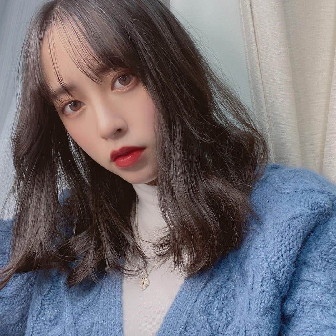 大槻りこのインスタグラム：「. . 最近、お昼と夜の気温差スゴすぎる🥶🔆 春が待ち遠しい、、、 . 早くお出かけできるようになりたいね 皆さん、共に協力して明日も頑張りましょ💫」