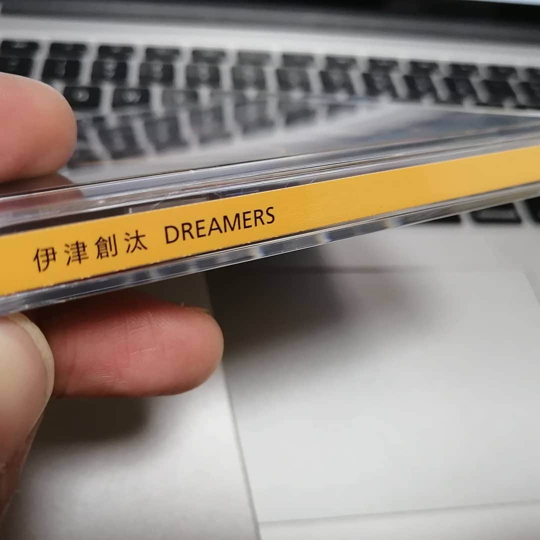 中内正之さんのインスタグラム写真 - (中内正之Instagram)「伊津くんの新譜が届いたよ！聴いてくだされ！響ちゃんとキャノンと共に参加しておりま〜す。 #伊津創汰#dreamers」1月27日 21時57分 - masayuki_nakauchi