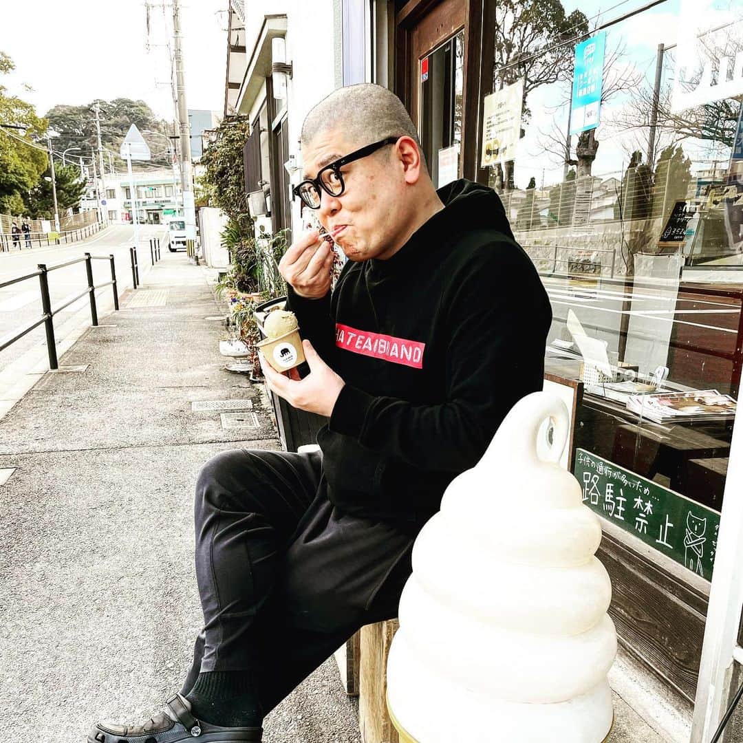  WATANABETAKAYOSHIさんのインスタグラム写真 - ( WATANABETAKAYOSHIInstagram)「I love Pistachio ice cream!  @yukimonicecream」1月27日 22時19分 - teruzushi