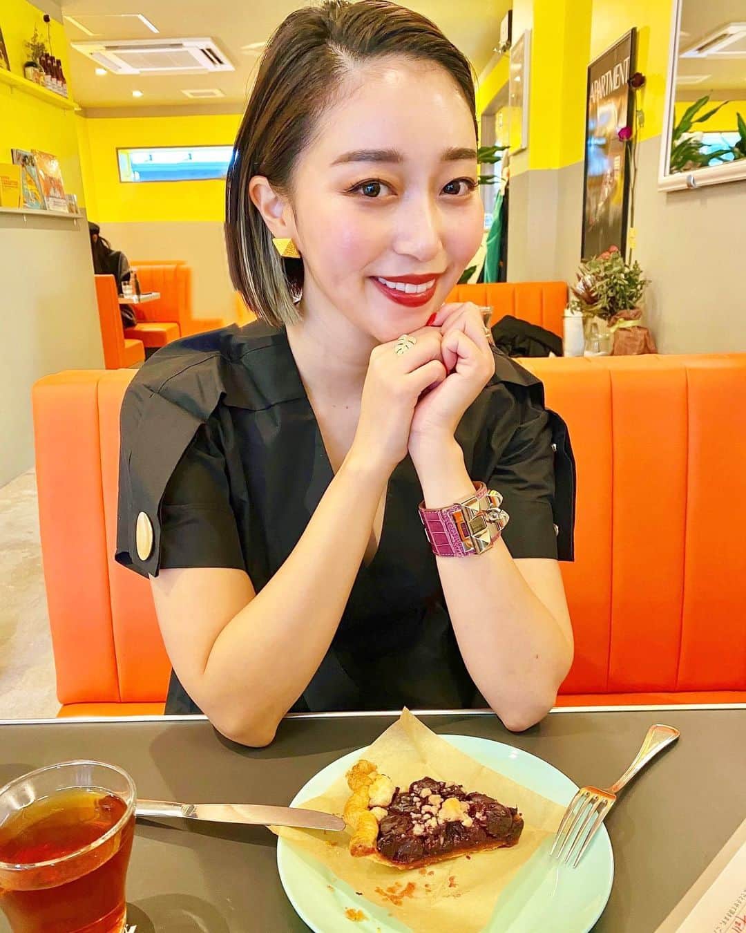 梅谷安里のグルメインスタ