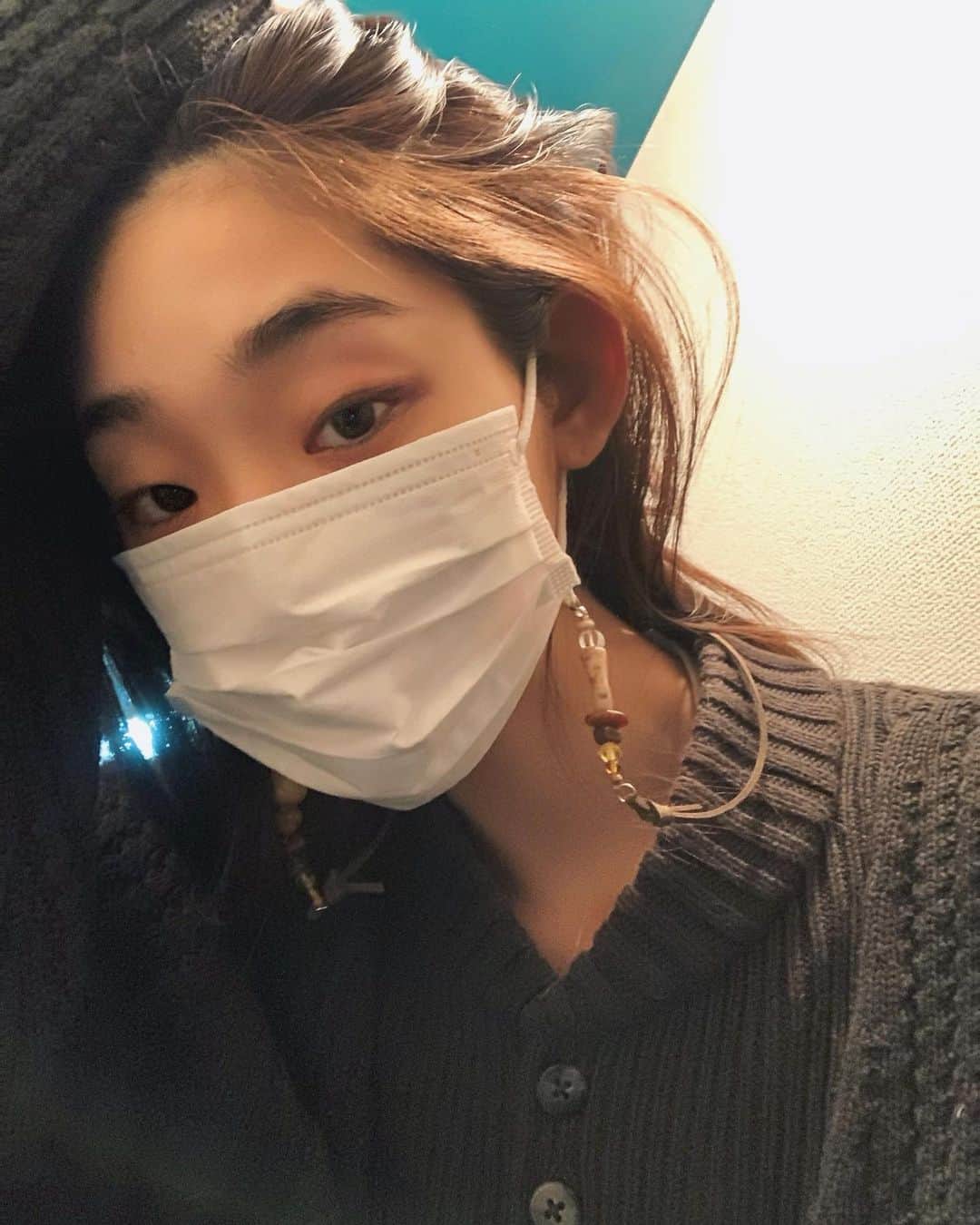 江原杏樹のインスタグラム：「@yukoshono  が作るものかわいい😤 @yukoshono 惚れる😤  #maskstrap#maskaccessories」