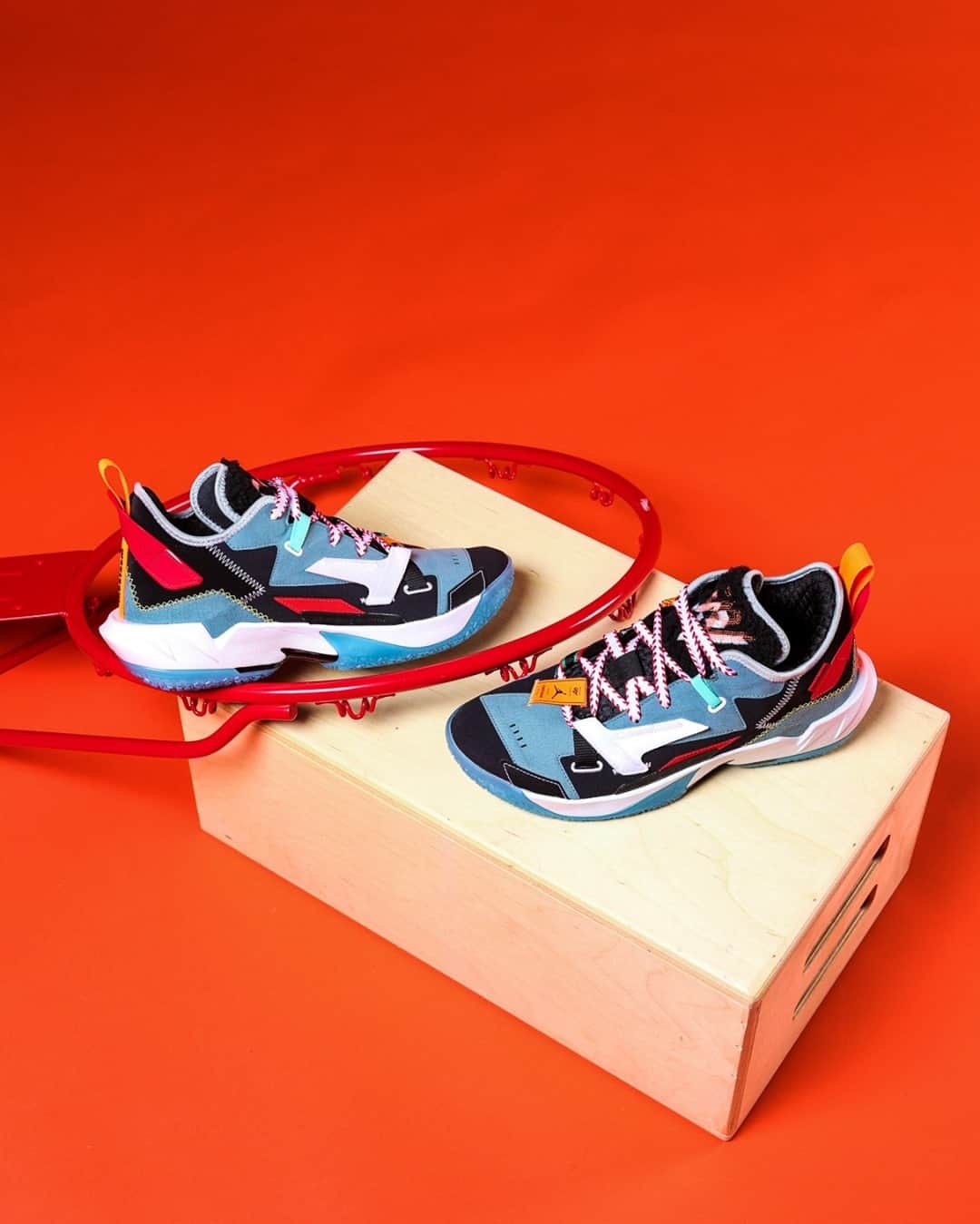 Foot Lockerのインスタグラム：「Inspired by an unapologetic and experimental design approach. The #Jordan Why Not Zer0.4 'FACESTASM' is now available online and in select stores.」