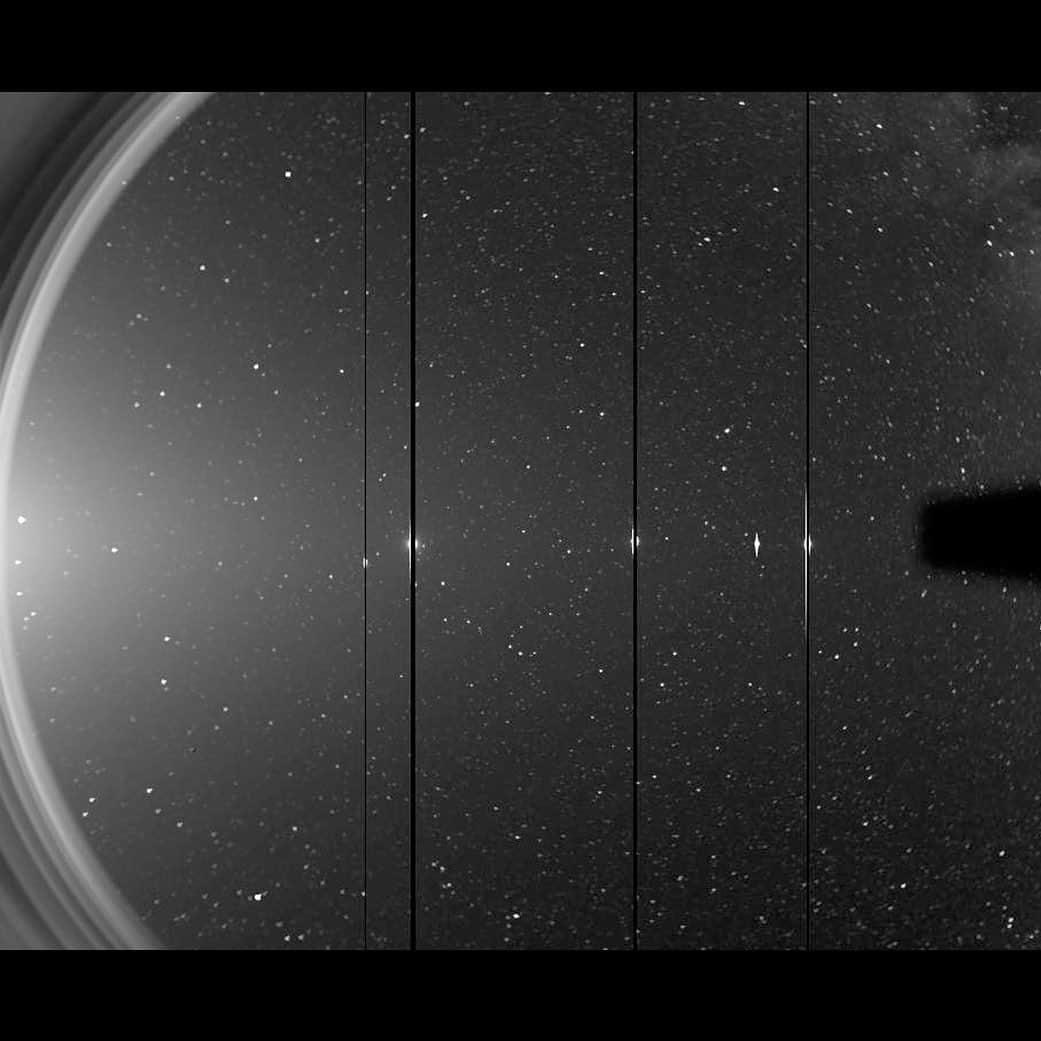 NASAさんのインスタグラム写真 - (NASAInstagram)「Hope you were smiling! A trio of Sun-studying missions took images of Earth and some of our solar system neighbors from different vantage points last year.   These three missions carry instruments to study the Sun and its influence on space, including cameras that look out the sides of the spacecraft to study the Sun’s outer atmosphere, the solar wind, and the dust in the inner solar system. It’s these instruments that, at various points in 2020, saw several planets pass through their fields of view.  The first videos show Venus, Earth, and Mars as seen by @europeanspaceagency & @NASA’s Solar Orbiter on Nov. 18, 2020.   The second images are from Parker Solar Probe, which saw six of our solar system’s planets as it flew by the Sun on June 7, 2020.   Finally, the STEREO spacecraft saw the same scene from a different perspective on June 7, 2020.   ☀️🪐 Learn more at the link in our bio.   Solar Orbiter image credits: ESA/NASA/NRL/Solar Orbiter/SolOHI  Parker Solar Probe image credits: NASA/Johns Hopkins APL/Naval Research Laboratory/Guillermo Stenborg and Brendan Gallagher  STEREO image credits: NASA/STEREO/HI  #nasa #space #science #sun #planets」1月28日 0時05分 - nasagoddard