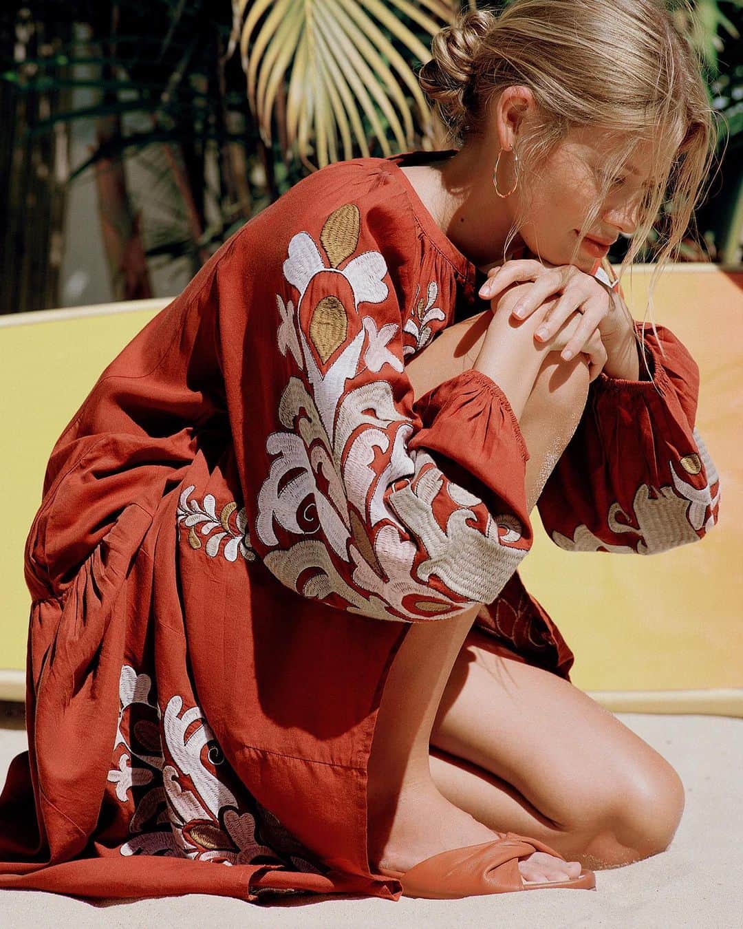 Anthropologieさんのインスタグラム写真 - (AnthropologieInstagram)「The more tiers on your dress, the more pep in your step... 👗 Shop our breeziest looks at the link in our bio.」1月28日 0時08分 - anthropologie