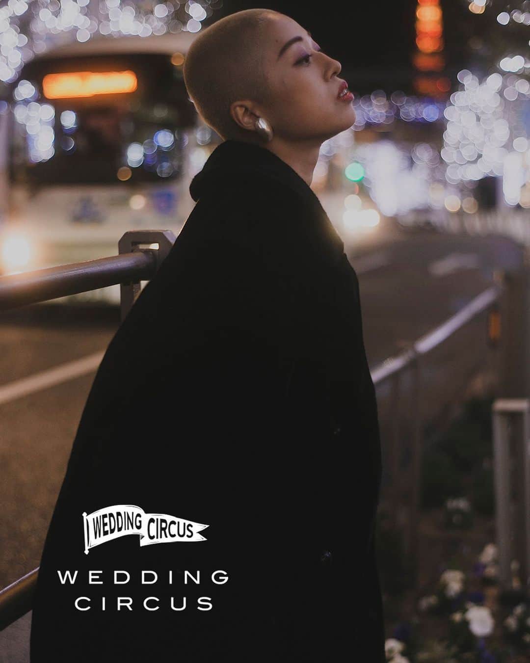 のインスタグラム：「・ WEDDING CIRCUS 2020 AUTUMN SHOOTING  concept - TOKYO VINTAGE WEDDING -  photo @affect_inc @love__frames  movie @g.o.dfilms  hair & make up @tomoya.makeup  wedding dress & styling @the_guns_and_love  " weddingに自由を… "  #weddingcircus #weddingdress #2021wedding #bridal #wedding  #2022wedding #weddingdirection #originalwedding #花嫁 #プレ花嫁 #卒花嫁 #オリジナルウェディング  #結婚 #結婚式場 #結婚式 #結婚式準備 #結婚準備  #結婚式アイデア #写真 #1日1組貸切wedding  #ウェディング #ブライダル #ブライダルフェア  #ウェディングフォト #入籍 #socialdistance #ソーシャルディスタンス #lovedistance #オンライン相談 #weddingに自由を」