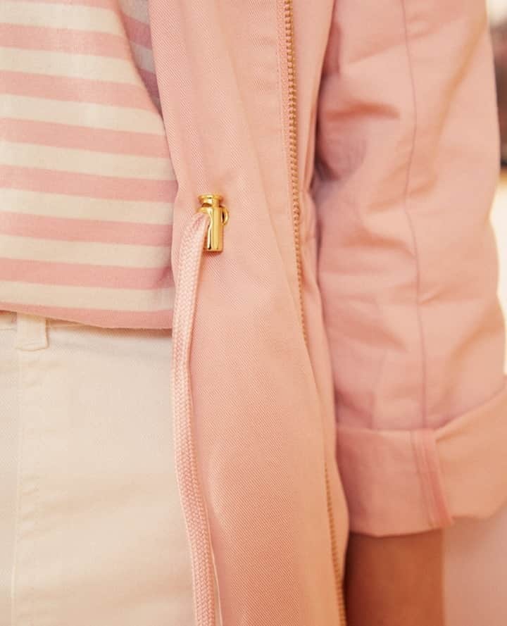 デプチオーのインスタグラム：「ROSIE : une collection d'intemporels imaginés pour nos 20 ans à (re)découvrir en boutique et en ligne✨⁠ ⁠ #despetitshauts #despetitshautsaddict #despetitsmoments #rosie #lavieenplusjoliedepuis20ans #lavieenplusjolie」