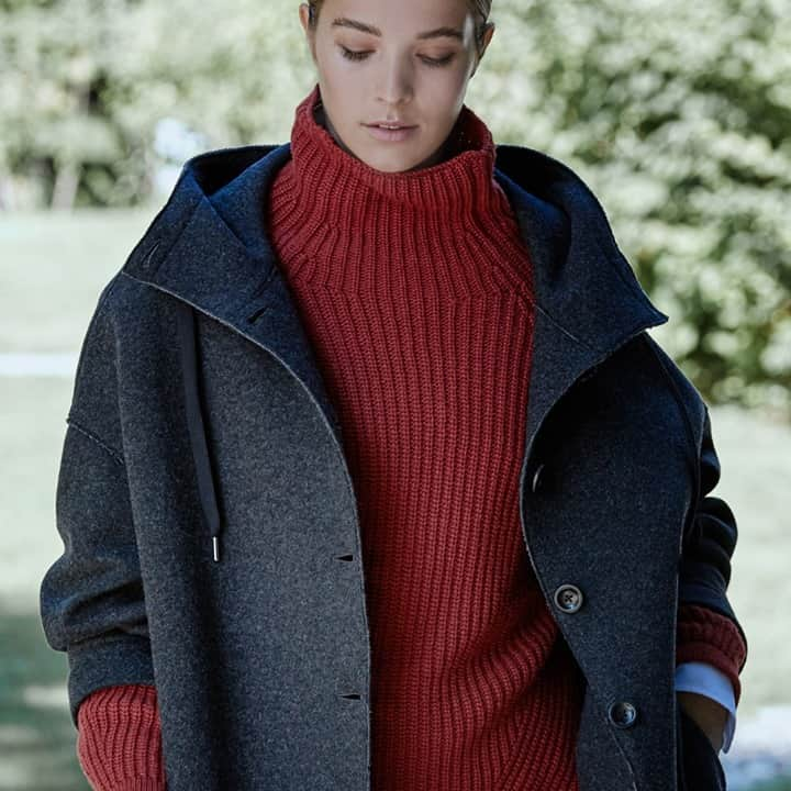 インコテックスさんのインスタグラム写真 - (インコテックスInstagram)「Slowear Woman, your kind of elegance. Discover more on slowear.com  #Slowear #DurableFashion #SlowearVenezia . . #fallwintercollection #fallwinter #newcollection #fashiowoman #fashion #style #model#styleforwoman #outfitforwoman #womanmodel #womanstyle #donna #fashiongram #classywoman #urbanstyle #urbafashion #smartcasualcollection #leisurewear #outfitoftheday #streetstyle #moda #abbigliamentodonna #womenswear #italianstyle #stylishwoman #shoppingonline #elegance」1月28日 1時00分 - slowearofficial