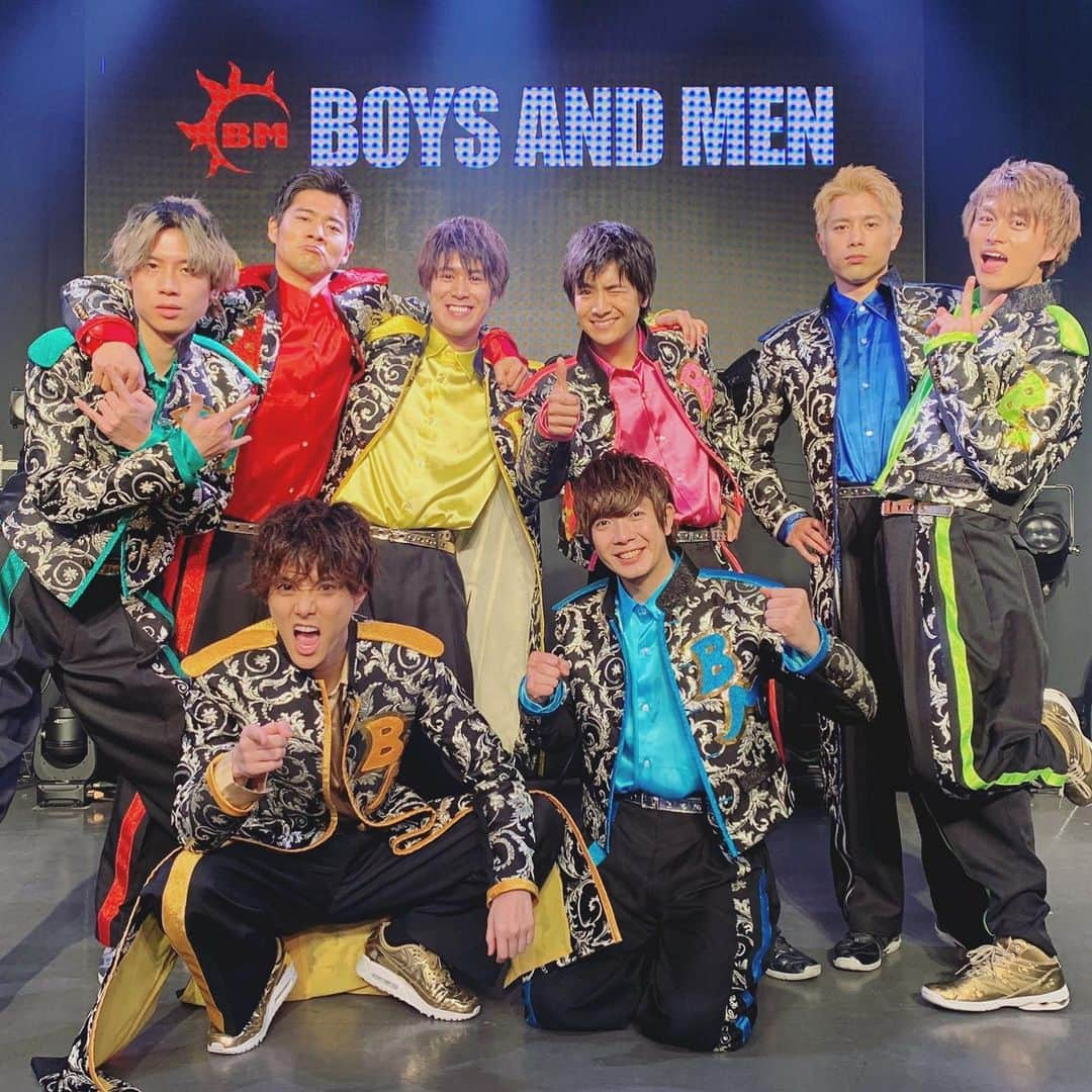 BOYS AND MENさんのインスタグラム写真 - (BOYS AND MENInstagram)「New ALBUM 「BOYMENtheUniverse」 オリコンデイリーチャート2位をいただきました！  たくさんの応援 本当にありがとうございます🔥 発売週最後まで走り抜けます🚀💫  配信ライブもご覧いただき ありがとうございました！  #ボイメン #どえりゃあJUMP！ #名古屋 #つんく♂さん #夢は紅白出場 #水野勝 #田村侑久 #辻本達規 #小林豊 #本田剛文 #勇翔 #平松賢人 #吉原雅斗」1月28日 1時09分 - boysandmen_official