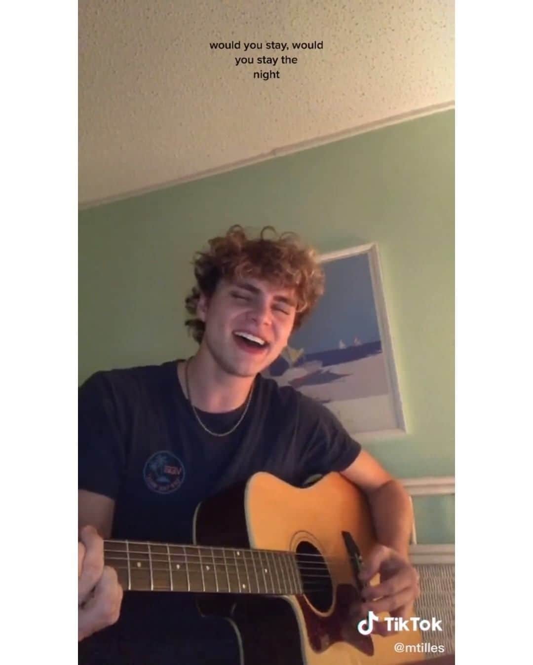 The Lumineersのインスタグラム：「Wow! 🎶 mtilles on TikTok #ReharmonizedLumineers」