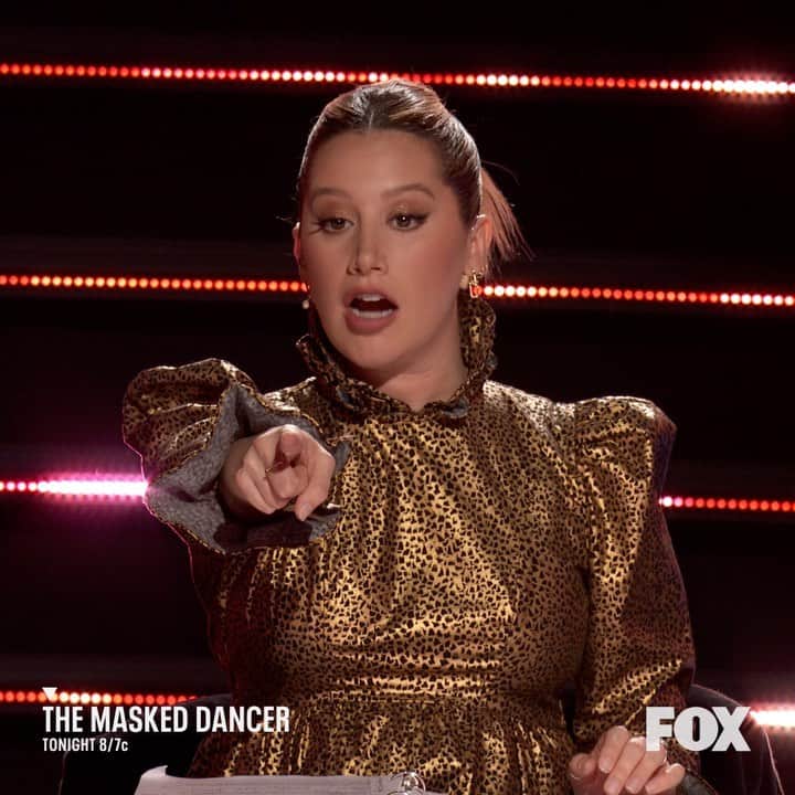 アシュレイ・ティスデイルのインスタグラム：「TONIGHT!! It’s the SUPER SIX also we have @whitneycummings be a guest panelist and I honestly don’t know how I got through this whole night I laughed so hard! Don’t miss the @maskeddancerfox 8/7c @foxtv」