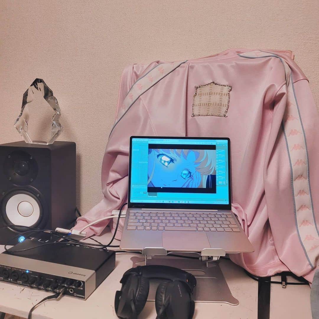 LISACHRISのインスタグラム：「u.」