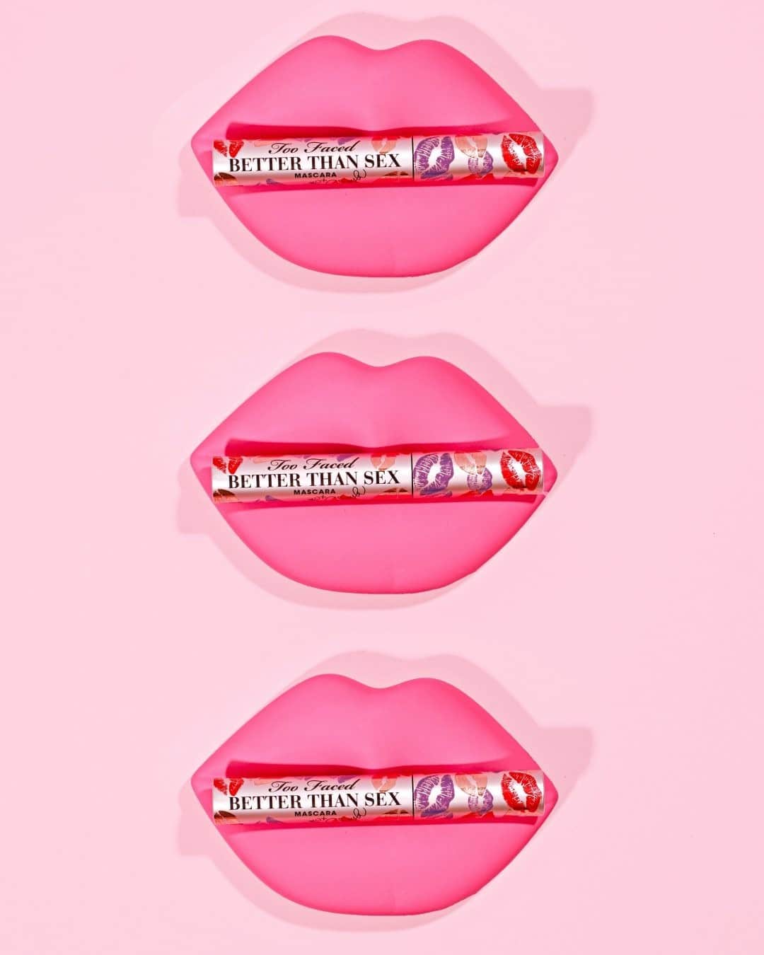 Too Facedのインスタグラム：「Our BFF and beauty influencer @makeupshayla dressed up our iconic Better Than Sex Mascara with the sexy lips that made her famous! 💋 This limited-edition design is NOW available at toofaced.com. 🔥 #betterthansex #toofaced」