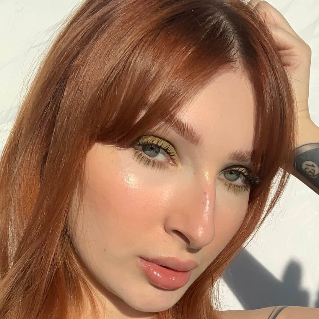 Smashboxのインスタグラム：「@aarontaber_beauty created the dreamiest look on @vrutenburgpro using Always On Cream Shadow in Olive, serving true velvety matte finish 😍 #regram」
