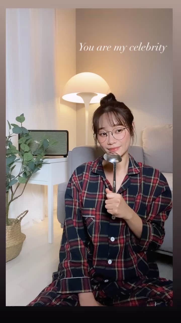 のインスタグラム：「#아이유 #celebrity #방구석라이브 #유나 #kpop #reels」