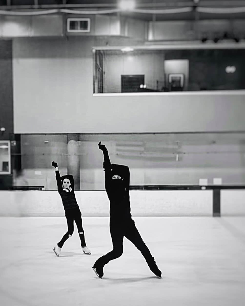 ミーシャ・ジーのインスタグラム：「Sonia Baram - SP” Bei Mir Bist du Shön (Alternative Cut) [Music request by skater]  #Choreo」