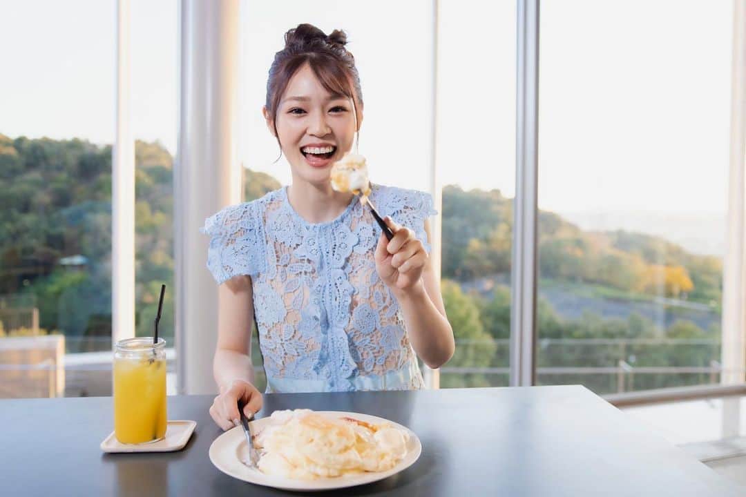 橘香恋のインスタグラム：「おはようございます❤︎﻿ ﻿ 前回の投稿に﻿ イイネとコメントありがとうございます☺﻿ ﻿ 最近電気毛布を購入しましたら ﻿寝付きがとても良くなりました❣︎ とても感動したアイテムです🥰 ﻿ ﻿ ﻿」