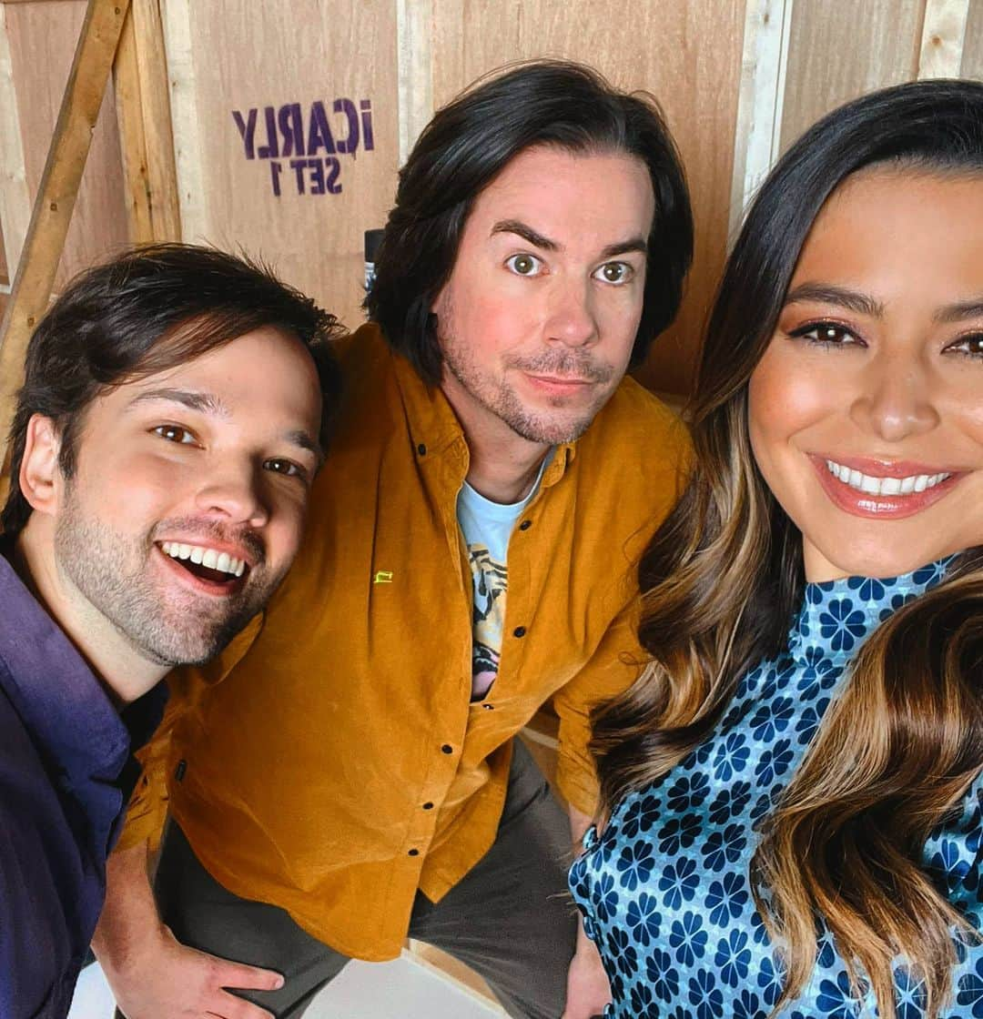 ネイサン・クレスさんのインスタグラム写真 - (ネイサン・クレスInstagram)「My people 🤗」1月28日 6時00分 - nathankress