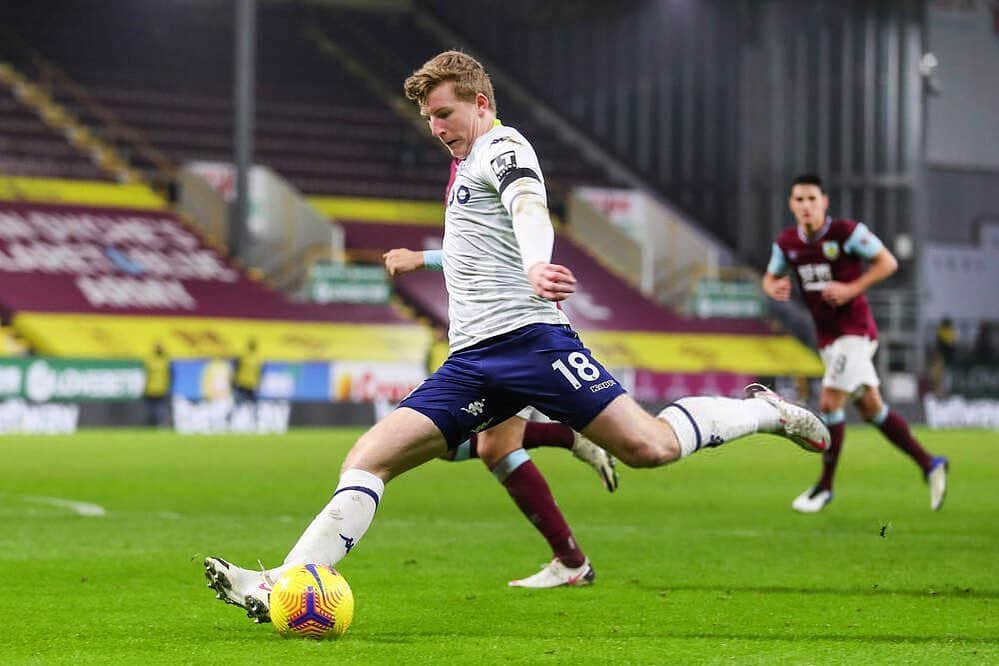 マット・ターゲットのインスタグラム：「Not the result we wanted tonight, but proud to make my 50th appearance for the club.」