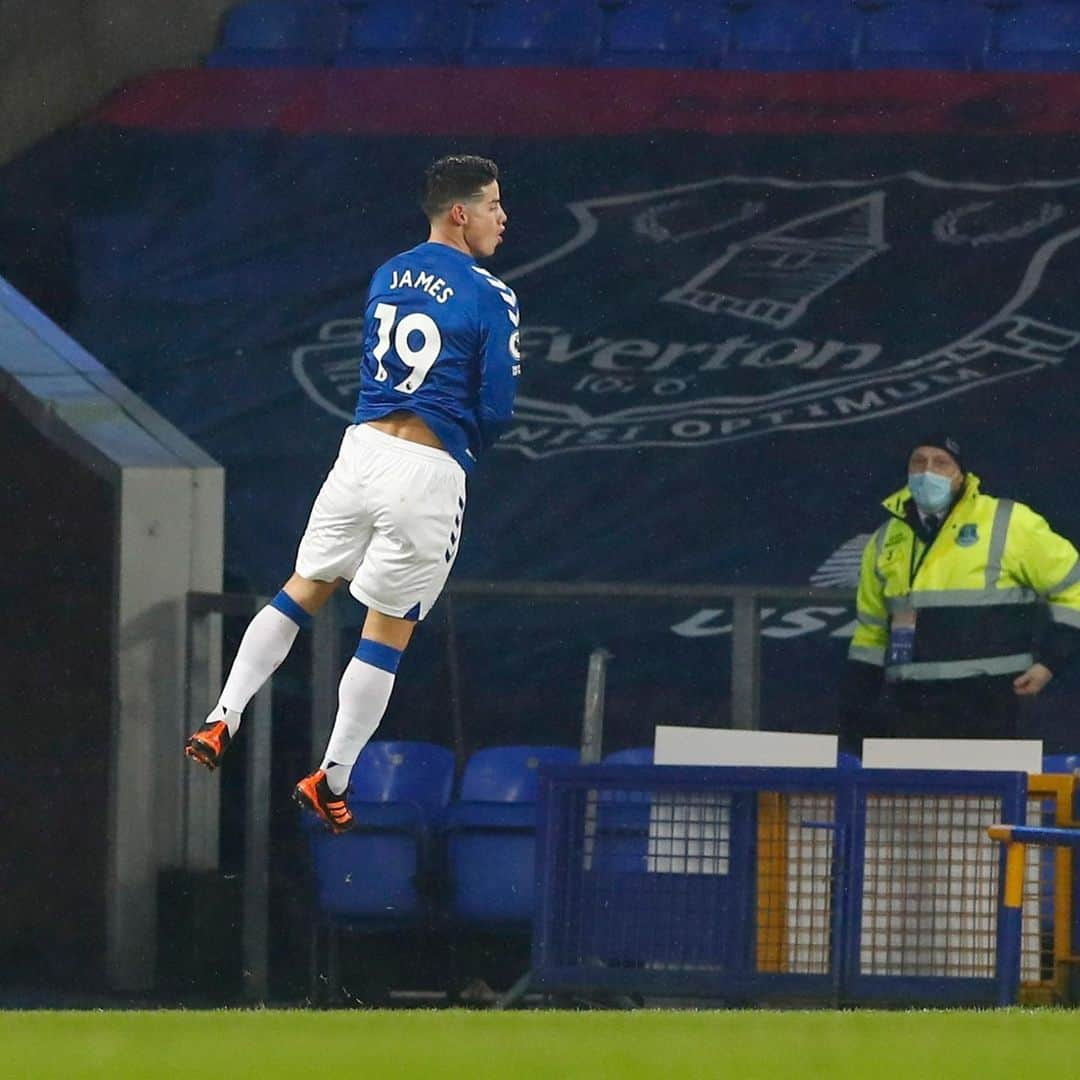 プレミアリーグさんのインスタグラム写真 - (プレミアリーグInstagram)「Jump for joy 🎉」1月28日 6時12分 - premierleague