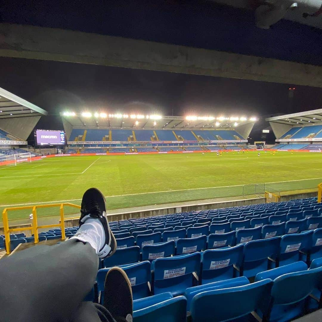 ベン・フォスターさんのインスタグラム写真 - (ベン・フォスターInstagram)「Feet up tomoz night on YouTube for #Milwall away! All the good stuff 🙌👍⚽️  #thecyclinggk #benfoster #eflchampionship #watfordfc #fancam📸🤳  @thecyclinggk @thecyclinggk_tom」1月28日 6時26分 - benfosters