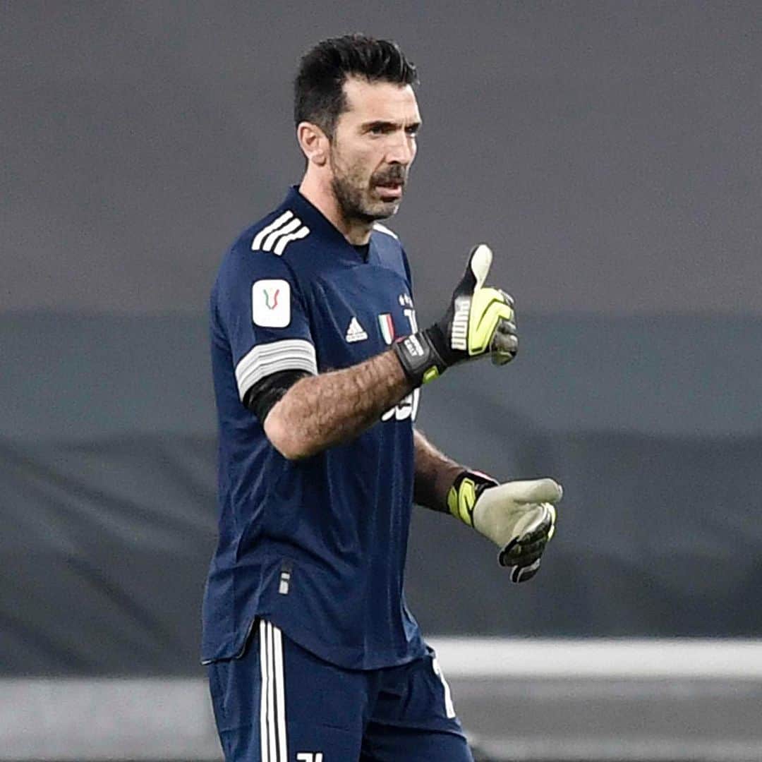 ジャンルイジ・ブッフォンのインスタグラム：「La Coppa Italia chiama 🇮🇹 La Juventus risponde 💪 #JuveSPAL」