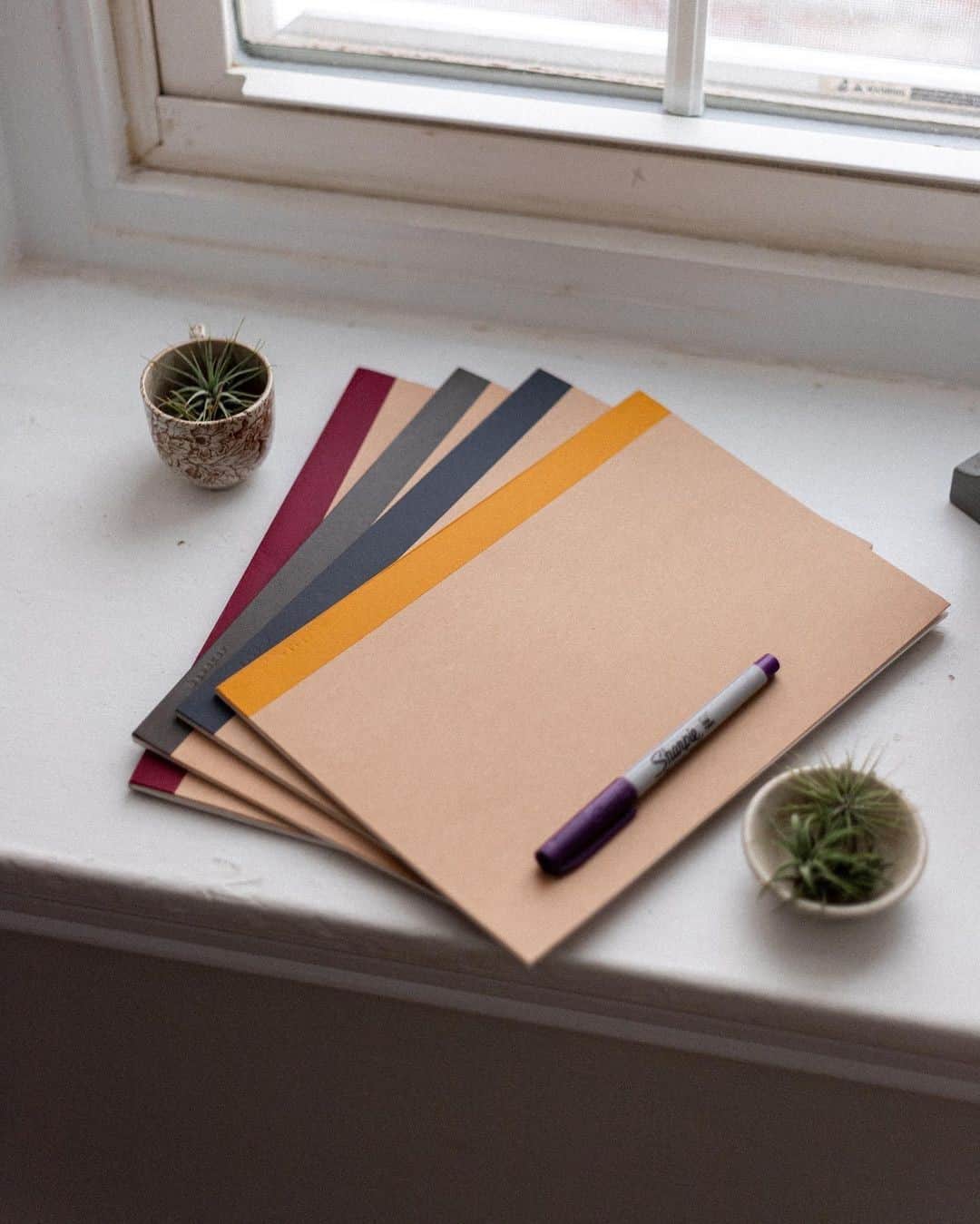 MUJI USAさんのインスタグラム写真 - (MUJI USAInstagram)「The perfect size for notetaking, brainstorming, or jotting down to-do's.   Each notebook in the Planting Tree Notebook Set is bound with a different color to help you differentiate subjects and topics.  📸 MUJI by @financeminimalist #muji #mujiusa #stationery」1月28日 8時02分 - mujiusa