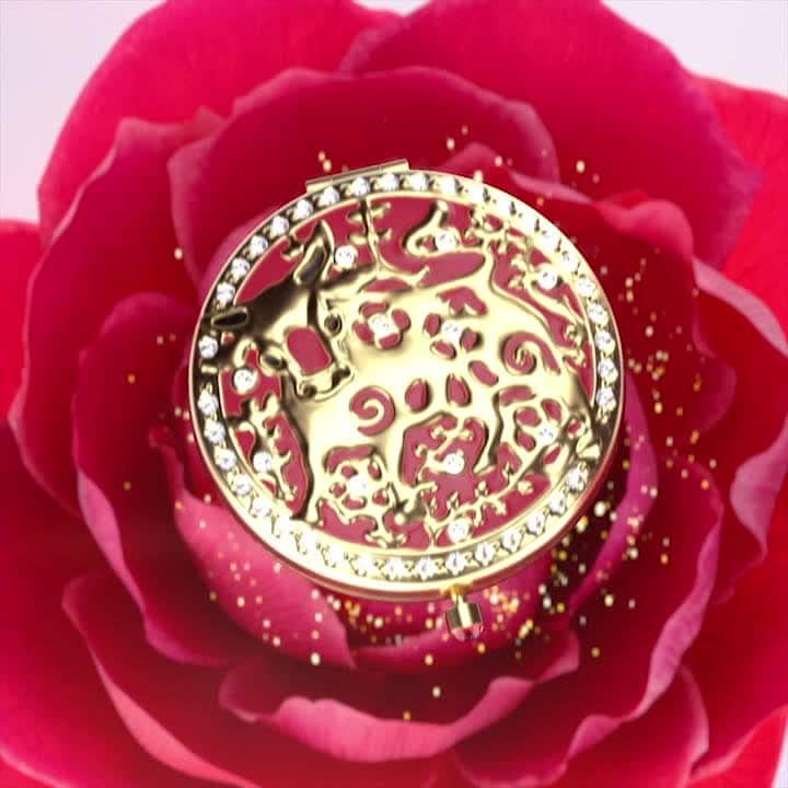 エスティローダーのインスタグラム：「This #LunarNewYear is the Year of the Ox! ❤ Dependable, resilient, and loyal – sounds just like our #DoubleWear Pressed Powder, included in each collectible #LimitedEdition Compact 😉 Tap to shop the perfect gift for the Ox in your life!」