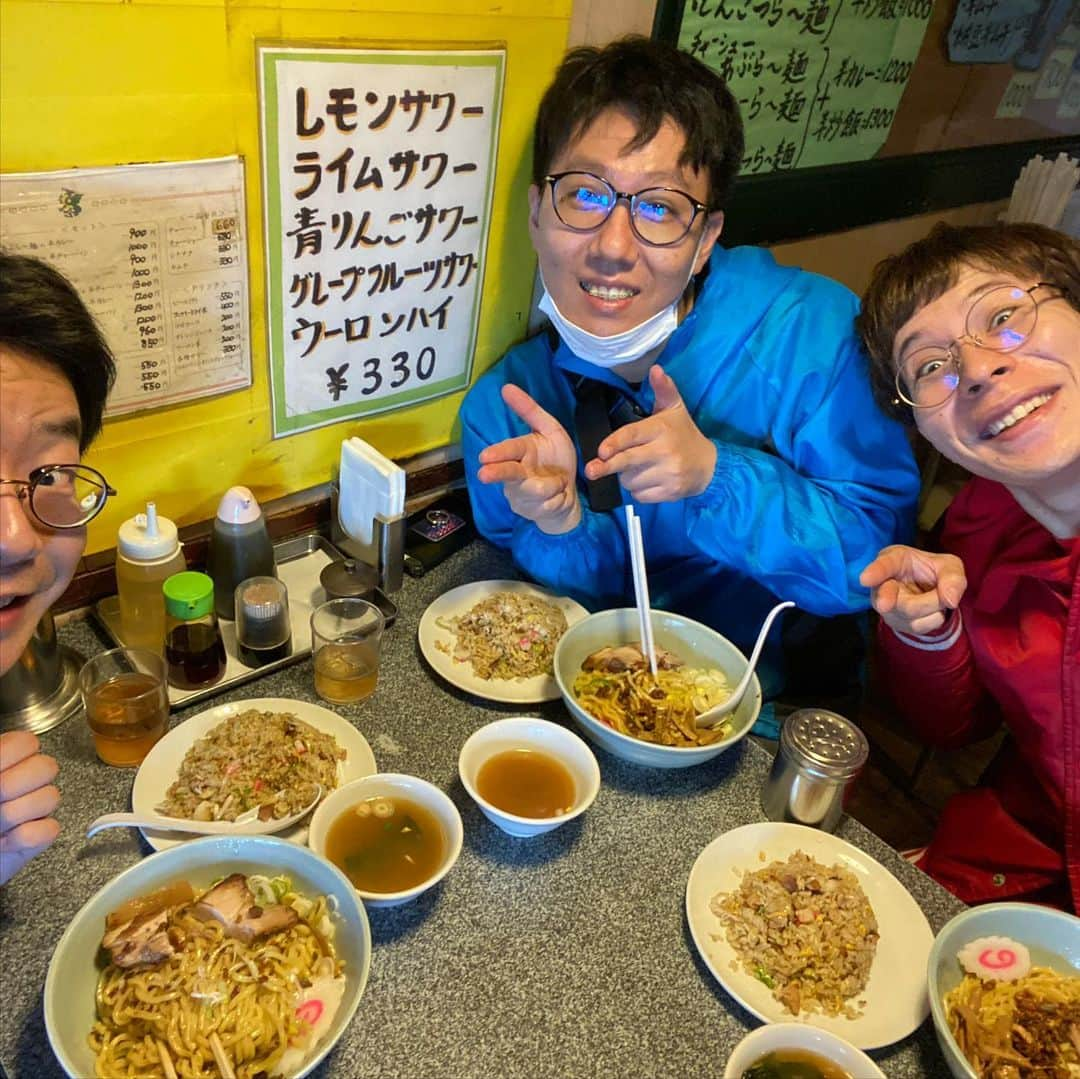 浦井のりひろさんのインスタグラム写真 - (浦井のりひろInstagram)「引っ越し！  #4年住んだ家から #引っ越し #衝撃デリバリーかつやま #と #バチョフ  #手伝ってくれた #ありがとう #人生初1人暮らし」1月28日 8時20分 - uraidanbura