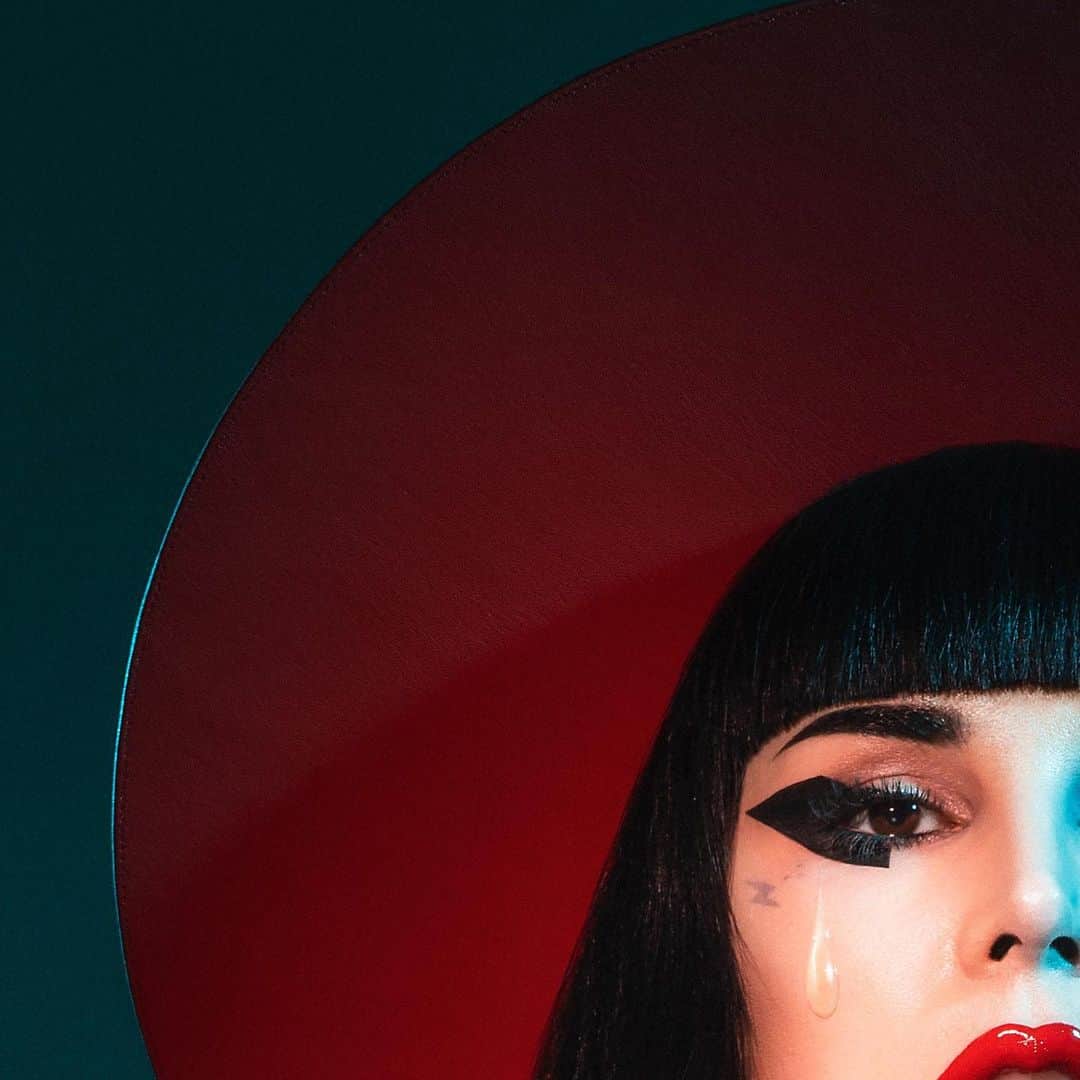 Kat Von Dのインスタグラム：「Getting pretty excited about sharing the official cover for my upcoming album “Love Made Me Do It” very soon! ❤️Here’s a little sneak peek for you! 👁💧 📸: @sequoiaemmanuelle」