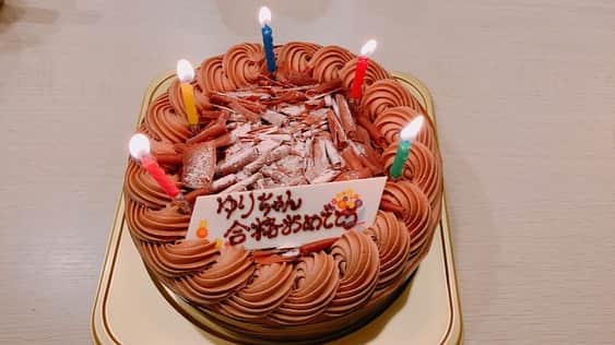 のインスタグラム：「おはようございます！！  『感情直結型ギタリスト』西川進です！！  毎日毎日、、、暗いニュースばかりなので、、、  今日は明るいお知らせを、、、。  まずは、、、  娘が、、、 「ネイリスト技能検定1級試験」に合格しました！！  ネイリスト技能検定試験としては最高レベルらしいので、、、 今後が楽しみです！！  そして、、、  ANIMAX MUSIXのハウスバンド、、、「MUSIX BAND」 PCR検査の結果、、、全員「陰性」でした、、、。  これで安心して、、、全力演奏が出来ますね、、、。  animax.co.jp/animaxmusix  昨日の自宅レコーディングも、、、 全力演奏いたしました、、、。 （まだオッケーはいただいてないですが、、、）  日々、、、前進あるのみ、、、。  さっ！！ 今日はオンライン授業の録画です！！ 気合い入れていきます！！ みなさん良き木曜日をおすごしくださいね！！  今日もみなさまの健康を祈っています！！  ＿＿＿＿＿＿＿＿＿＿＿＿＿ ＿＿＿＿＿＿＿＿＿＿＿＿＿  「白豆柴のミルチャンネル」 新着動画です！！  白豆柴の女の子、やっぱり女の子は賢い？ 構ってもらうための秘策。  https://youtu.be/TnCmIryql-s  チャンネル登録とグッドボタン！是非お願いします！！  #愛犬　#白豆柴　#ミルチャンネル　#西川進　#ギター #ギタリスト　#究極幸福神  ＿＿＿＿＿＿＿＿＿＿＿＿＿＿＿＿  予約受付中です！！  Emö School（エモスク）2月前半のスケジュール！！  オンラインレッスン 2月6日(土)  2月7日(日)  2月11日(木)(祝) 2月13日(土)   『バレンタインレッスン会☆オンライン！！』 2月14日(日)  詳しくはこちら！ https://note.com/nishikawasusumu/n/n246e1e6169f9  #西川進　#ギター #ギタリスト　#guitarist #guitar #スマッシュルーム　#SmashRoom #サポートミュージシャン   #豆柴 #ミル #愛犬　#柴犬　#白豆柴 #白い豆柴　#女の子　#究極幸福神　#ミルチャンネル  #EmöSensatioN #EmöSchool #エモスク #ギター教室 #音楽教室 #レッスン #スクール #演奏　#楽器　#音楽  #ANIMAX_MUSIX　#animaxmusix」