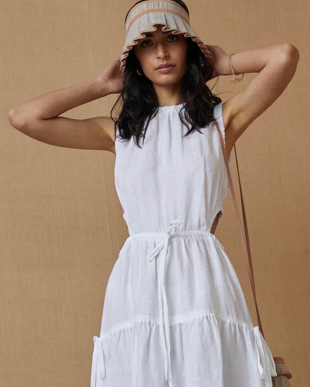 のインスタグラム：「Back for a limited time. Find our fresh online restock of the henriette maxi #becandbridge」