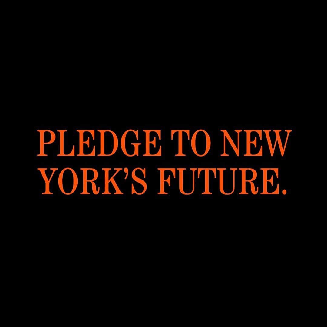 トッドスナイダーさんのインスタグラム写真 - (トッドスナイダーInstagram)「I pledge to New York’s Future. A collective effort to show up for our fellow New Yorker’s with @nyforever To find out more on how you can join me, hit the link in bio to learn more. 🗽 #ToddSnyder #nyforever #iloveny #i❤️ny」1月28日 10時51分 - toddsnyderny