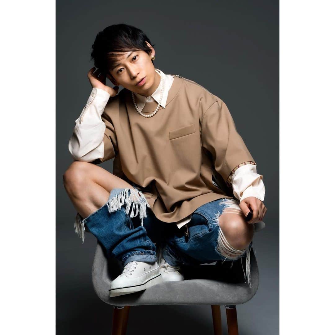 橘昌吾のインスタグラム：「デジタルカメラマガジン1月号 photograph @takuya_world_official  styling @shogo_tachibana」