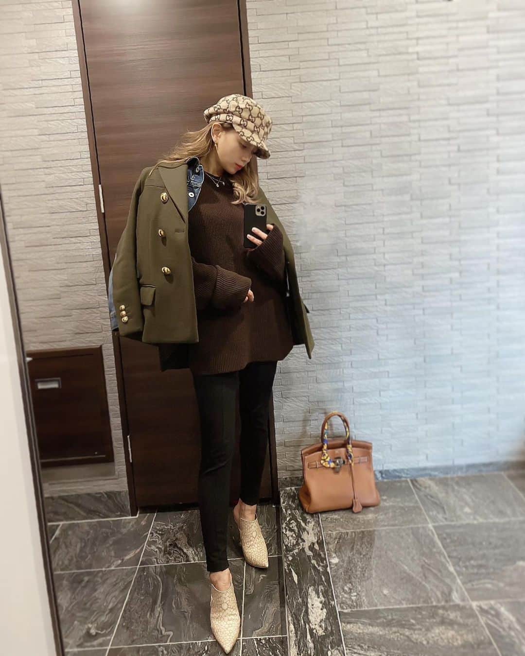 谷口紗耶香のインスタグラム：「#ootd ブランドはタグ付け🏷したよ♡ 明日からお天気荒れるみたいやから 皆様どうぞご自愛くださいね🌿」