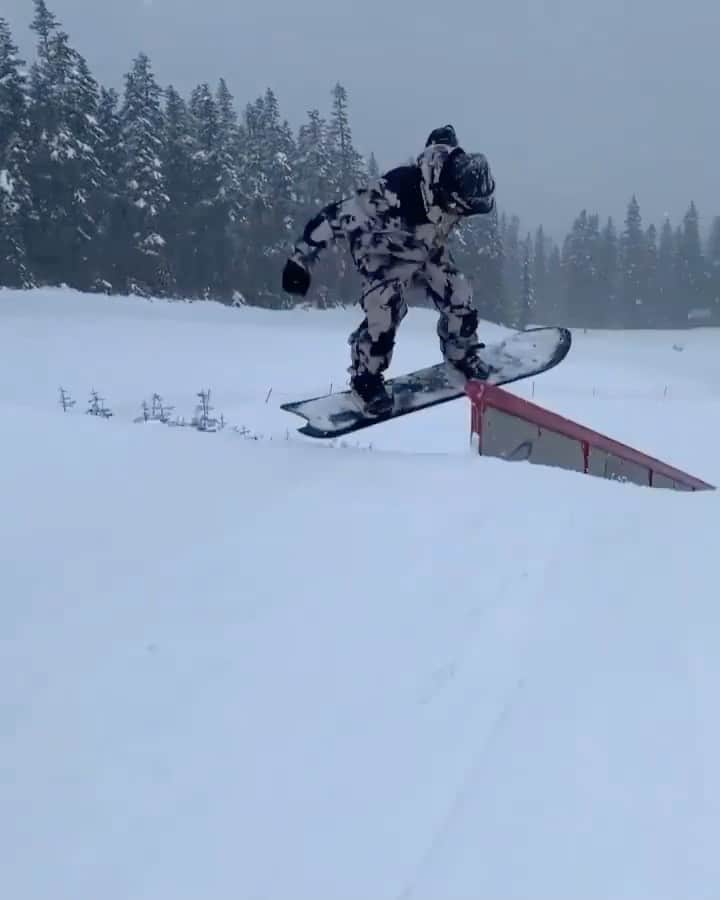 Burton Japanのインスタグラム