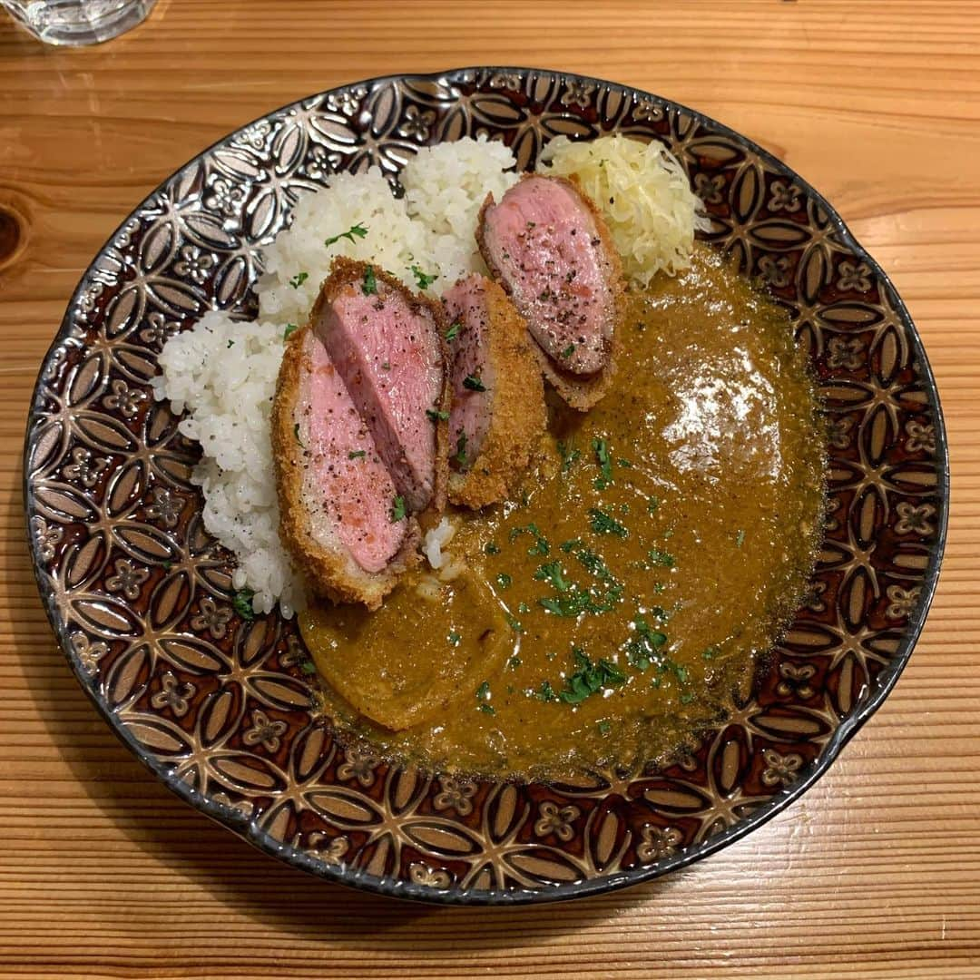 くろさんのインスタグラム写真 - (くろInstagram)「鴨カツカレー🦆🍛980円 自家製プリン🍮300円 美味しゅうございました😋 #鴨カツカレー #自家製プリン #新橋ふれんちみざん #新橋みざん #ふれんちみざん #新橋ランチ #内幸町ランチ #カレーランチ」1月28日 12時31分 - m6bmw