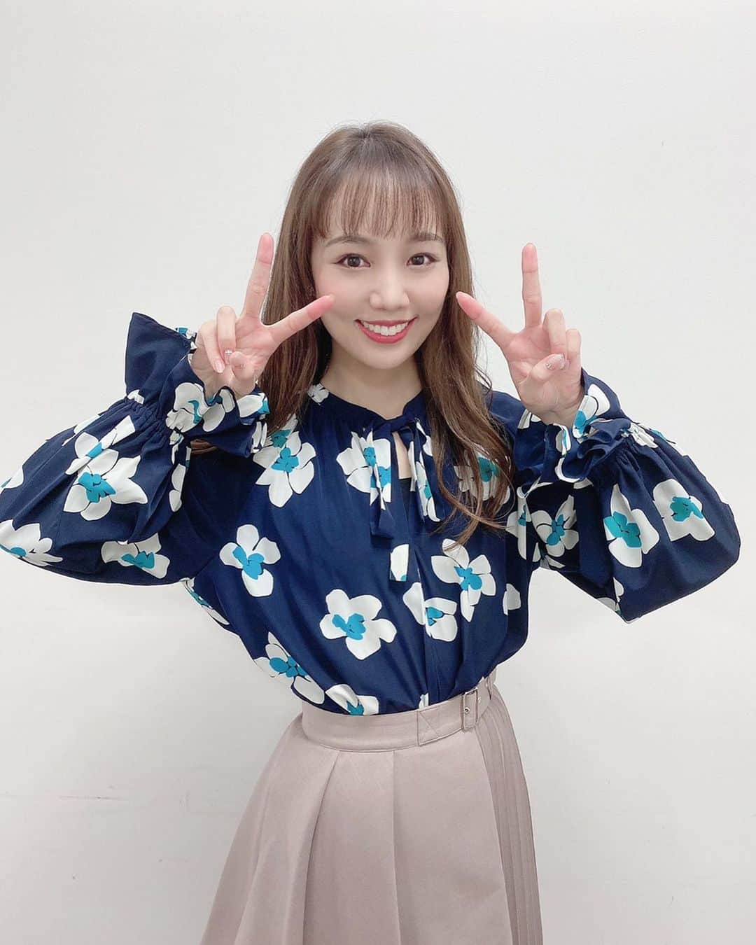 咲妃みゆのインスタグラム：「「 #バゲット 」をご覧くださった皆様、ありがとうございました🥖💕﻿ ﻿ ミュージカル「 #GHOST 」﻿ 東京・愛知・大阪﻿ 三都市で上演予定です。﻿ どうぞ宜しくお願い致します😌✨﻿ ﻿ 本日のお衣装は﻿ #diagram さんのものです❤️﻿ お気に入りのお店です☺️」